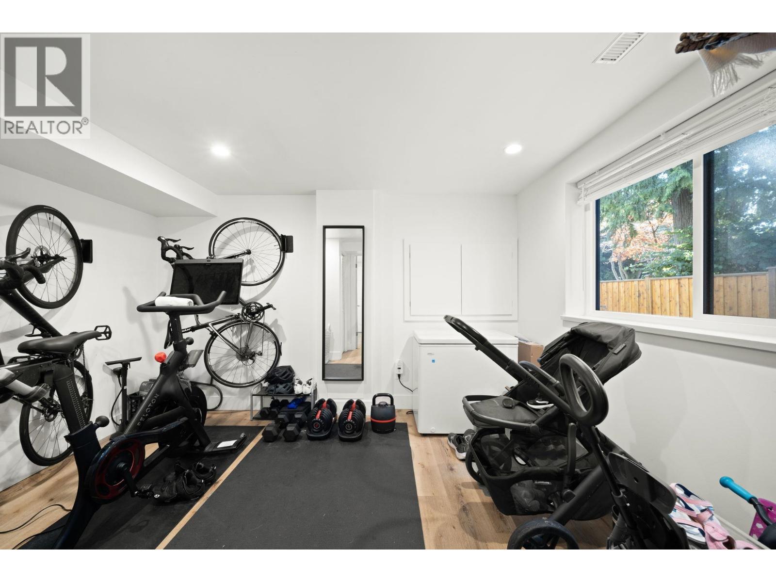 5340 CAMARO DRIVE, Tsawwassen