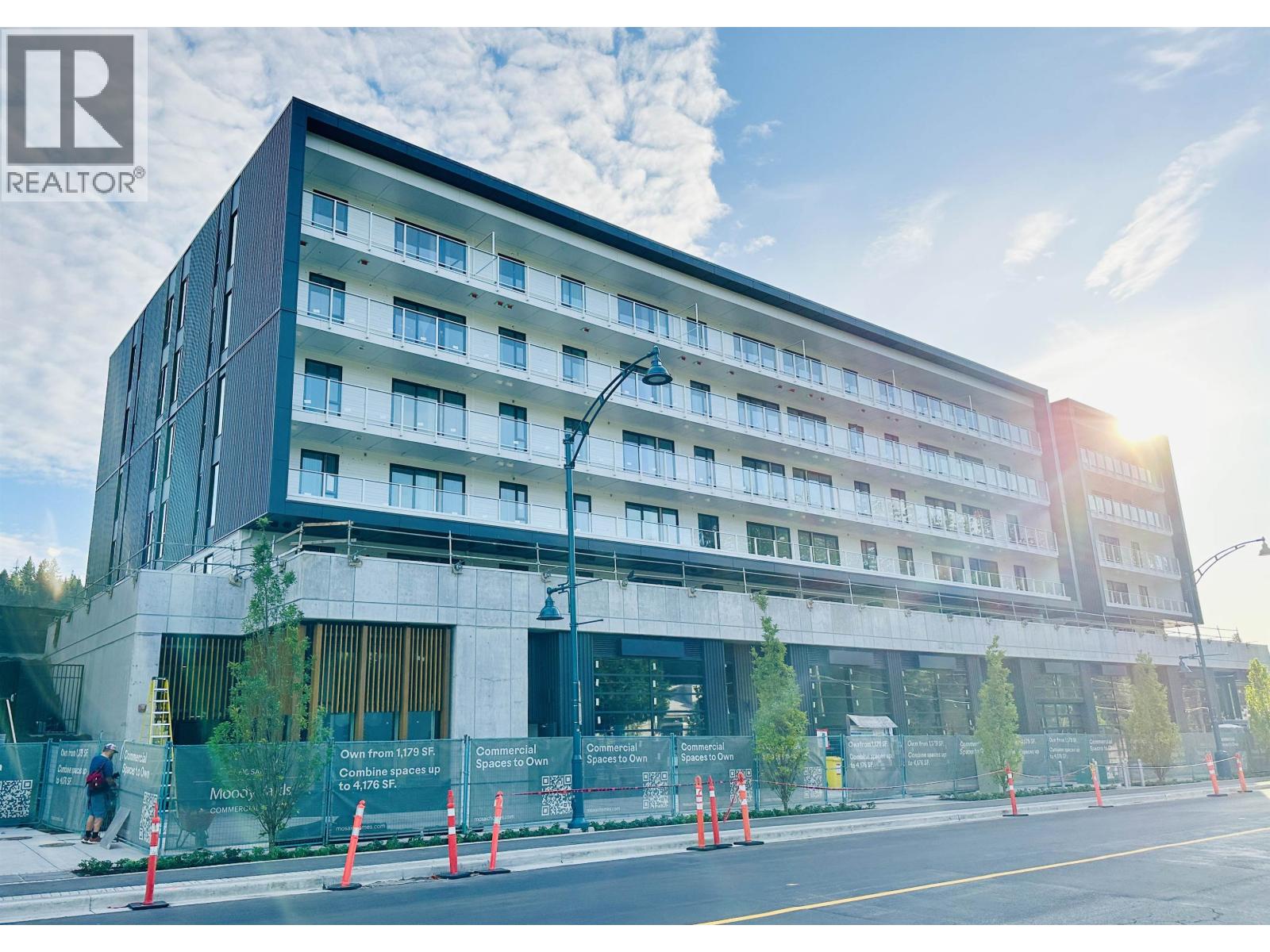 414 3055 MURRAY STREET, Port Moody