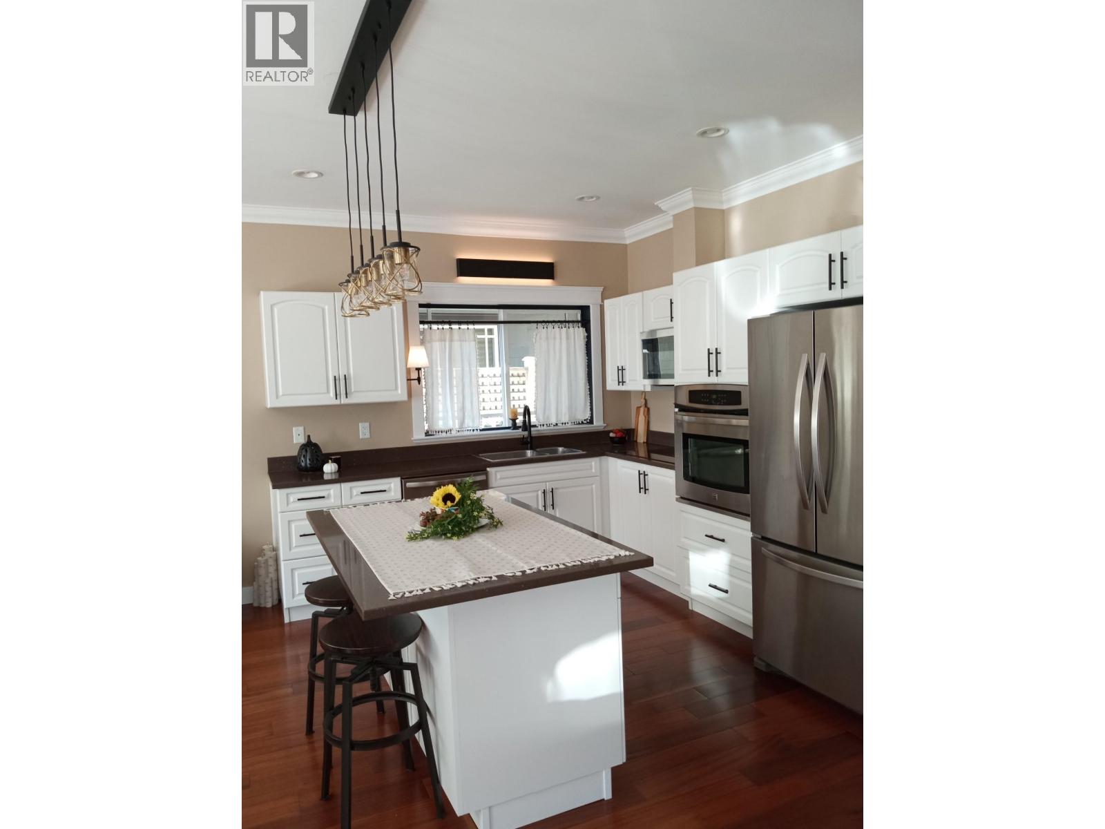 764 GERUSSI LANE, Gibsons