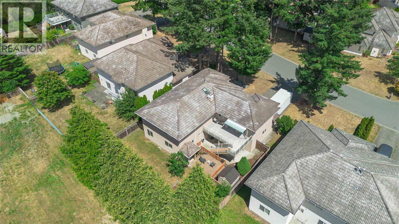  6260 Elaine Way, Central Saanich