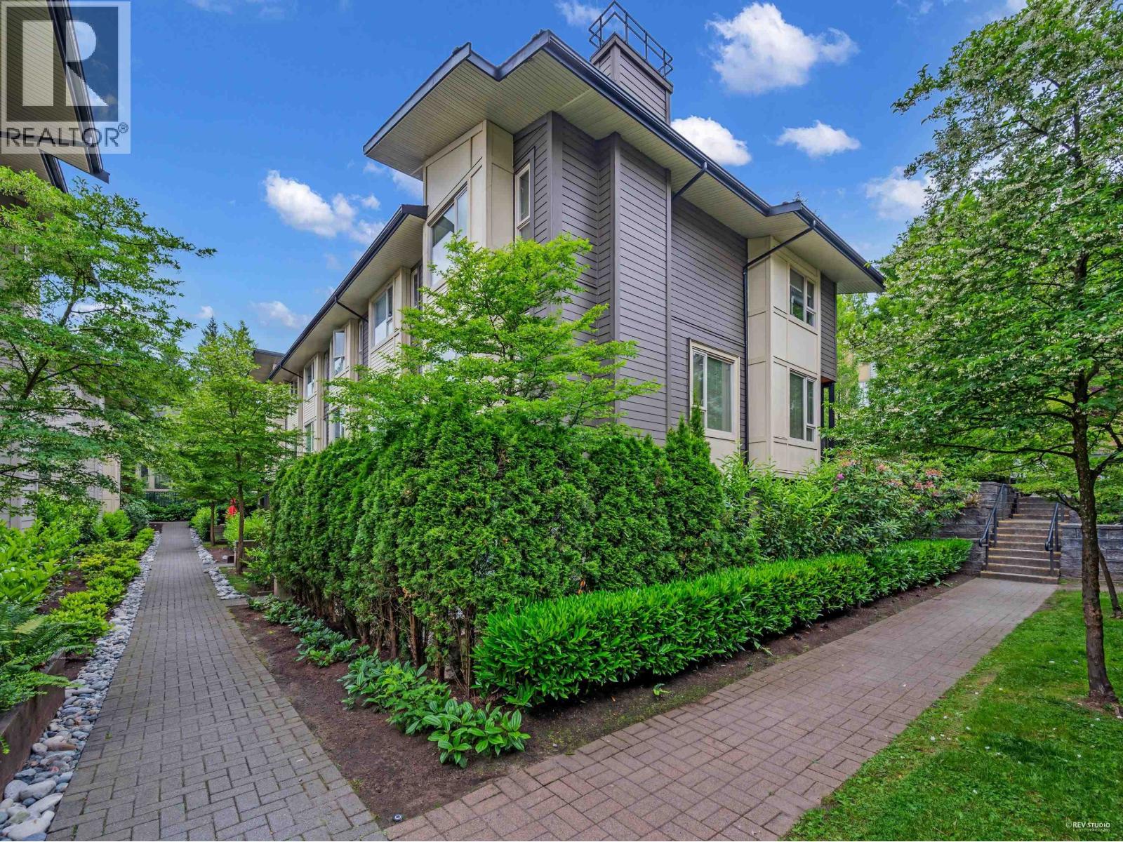 51 9229 UNIVERSITY CRESCENT, Burnaby