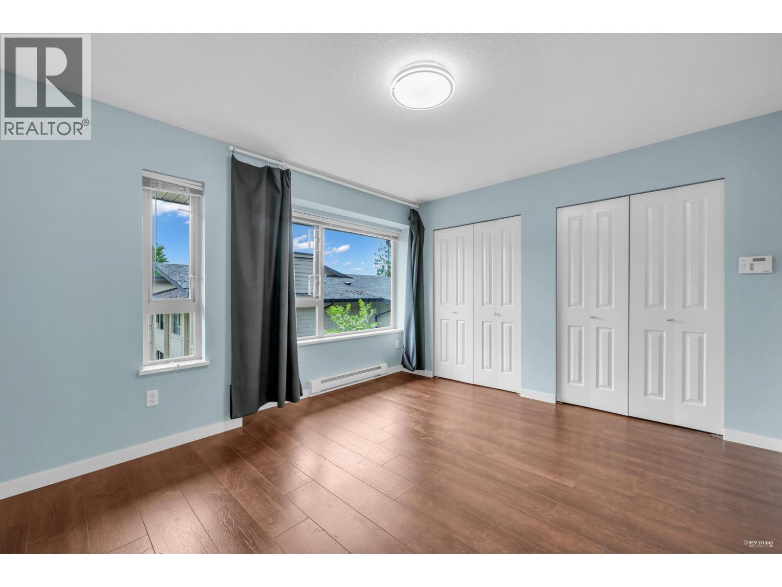 51 9229 UNIVERSITY CRESCENT, Burnaby