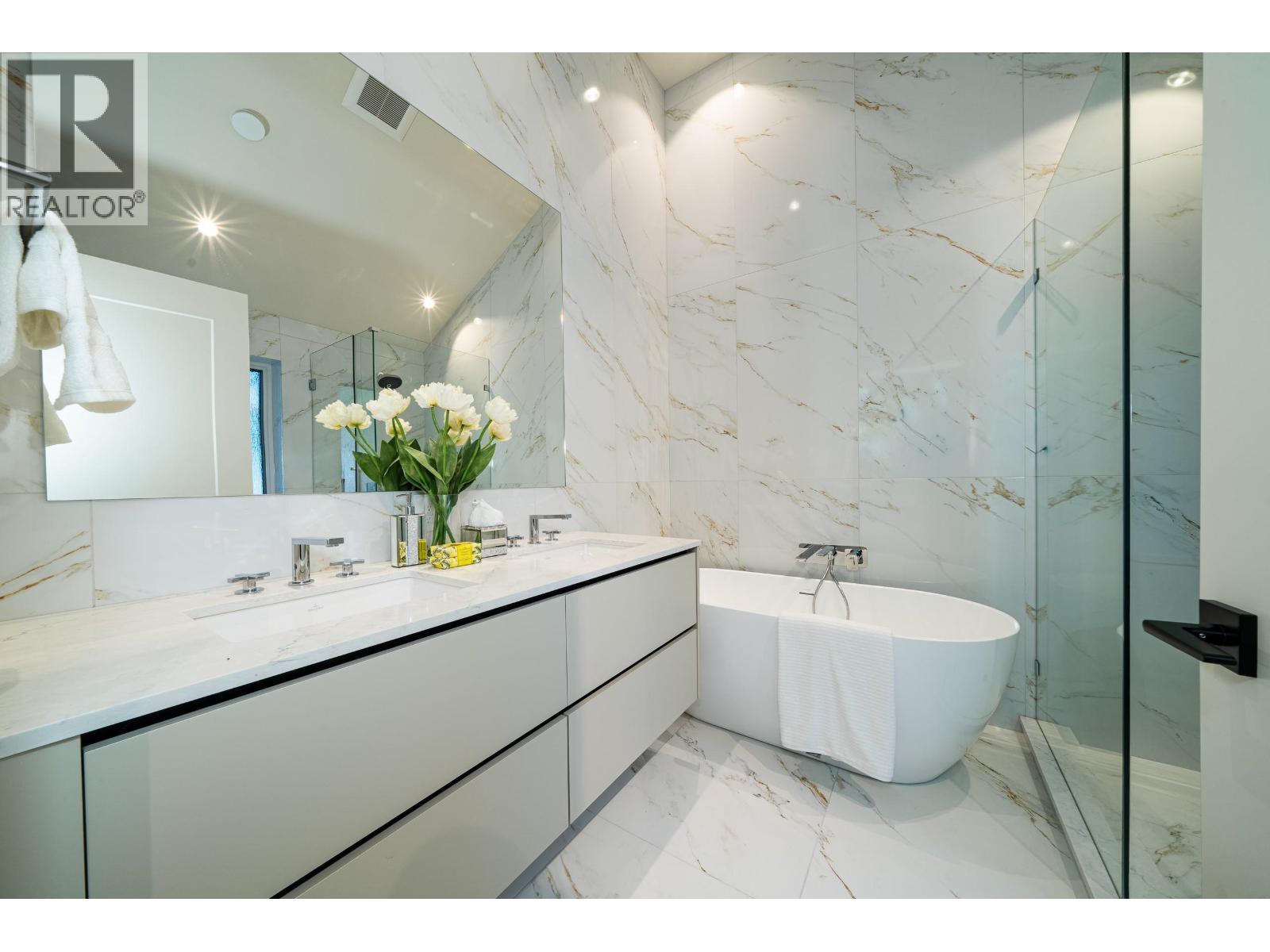 3847 W 26TH AVENUE, Vancouver