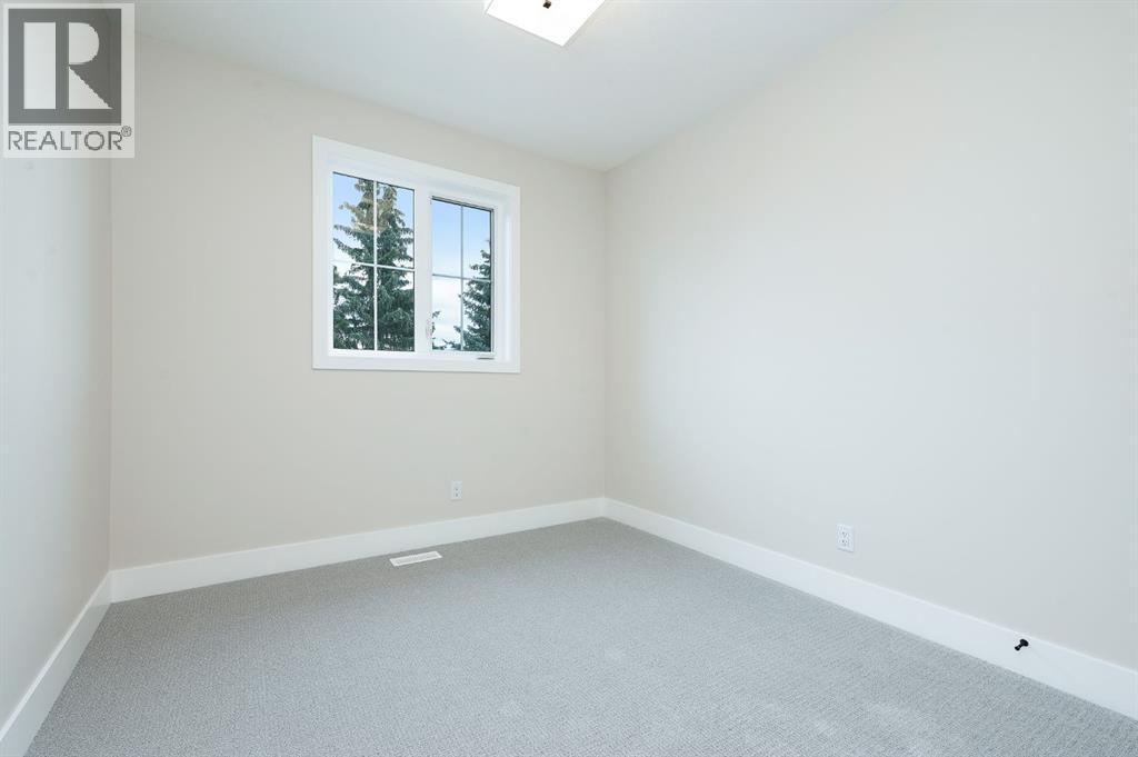 Single Family House for Sale in  West Glen Crescent SW Westgate Calgary 