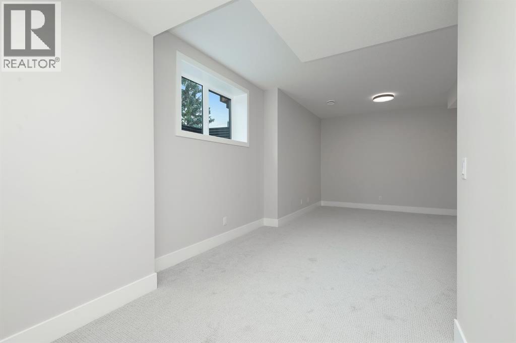 Single Family House for Sale in  West Glen Crescent SW Westgate Calgary 