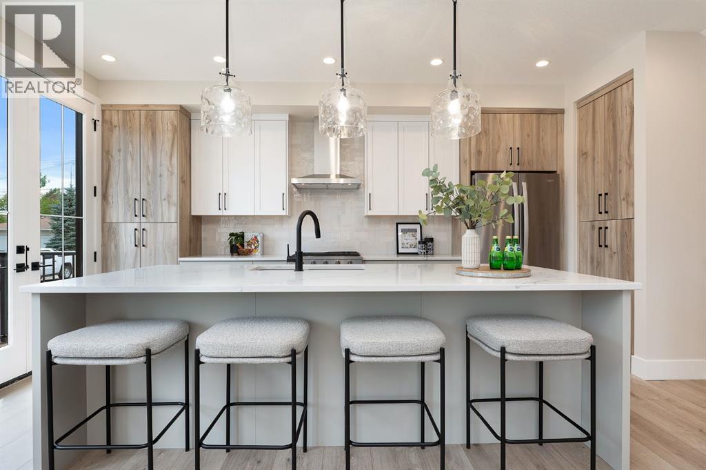 Single Family House for Sale in  West Glen Crescent SW Westgate Calgary 