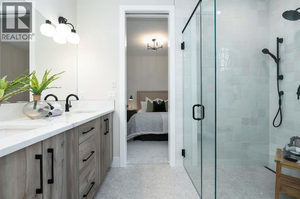 Single Family House for Sale in  West Glen Crescent SW Westgate Calgary 
