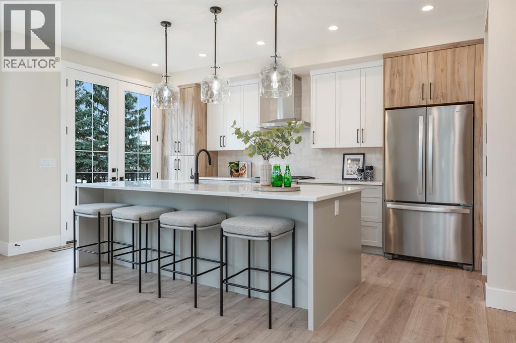 Single Family House for Sale in  West Glen Crescent SW Westgate Calgary 