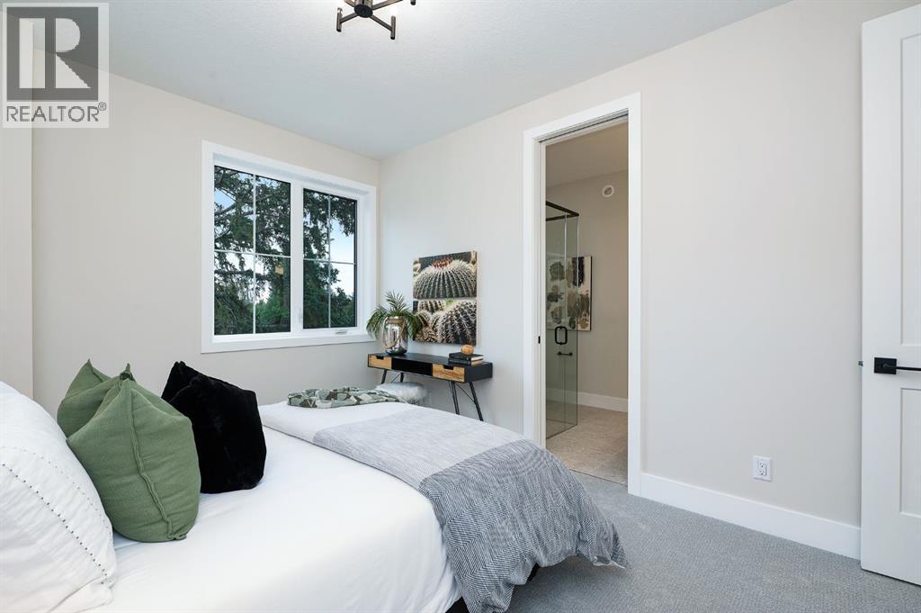 Single Family House for Sale in  West Glen Crescent SW Westgate Calgary 
