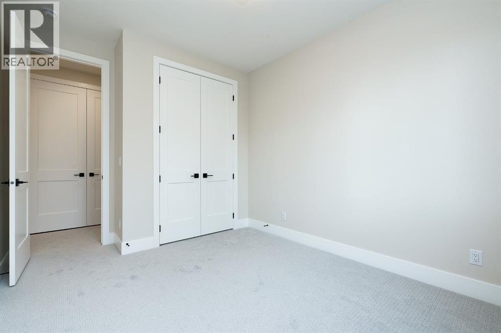 Single Family House for Sale in  West Glen Crescent SW Westgate Calgary 