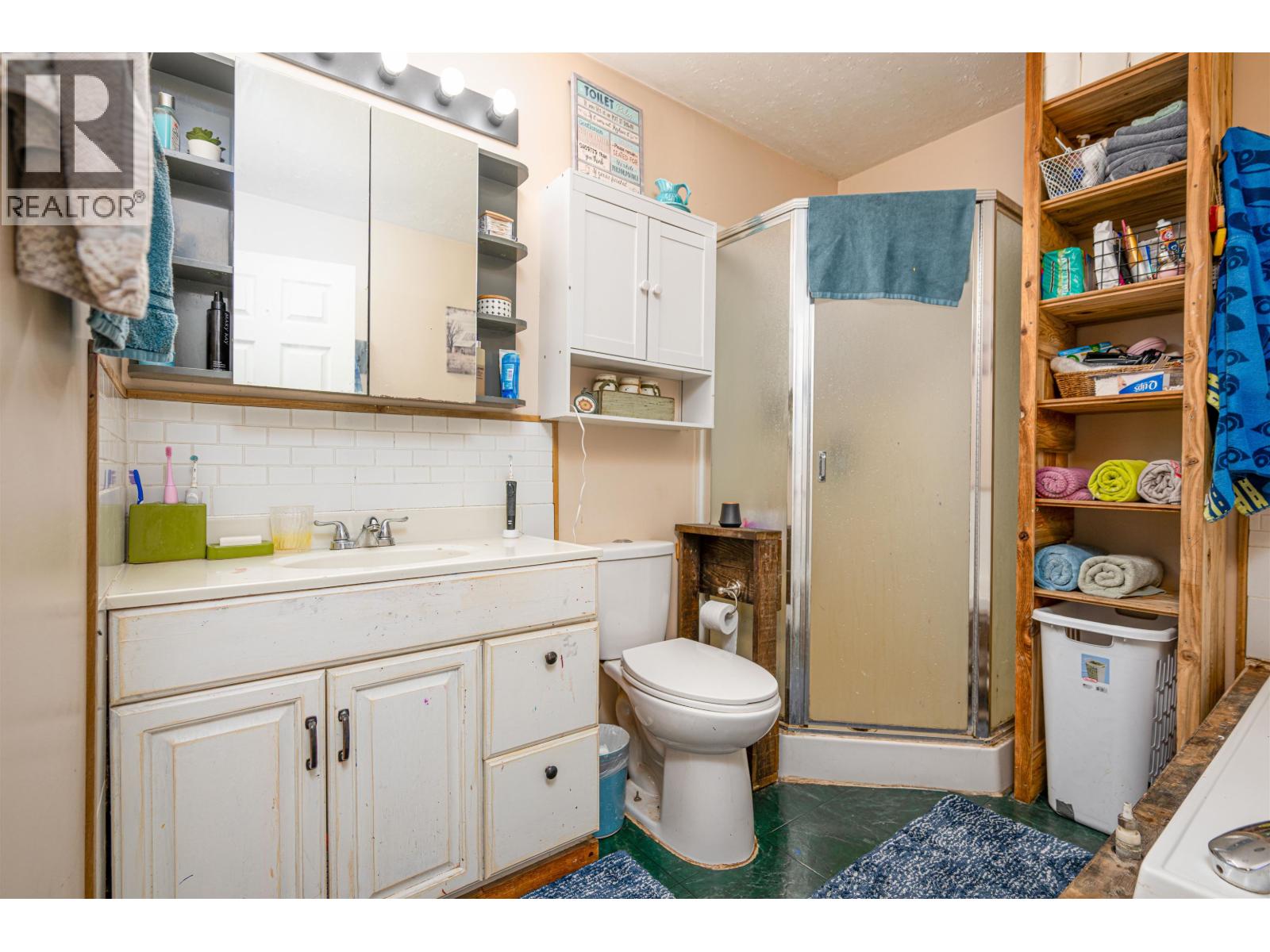 54175 SUTTON ROAD, Vanderhoof