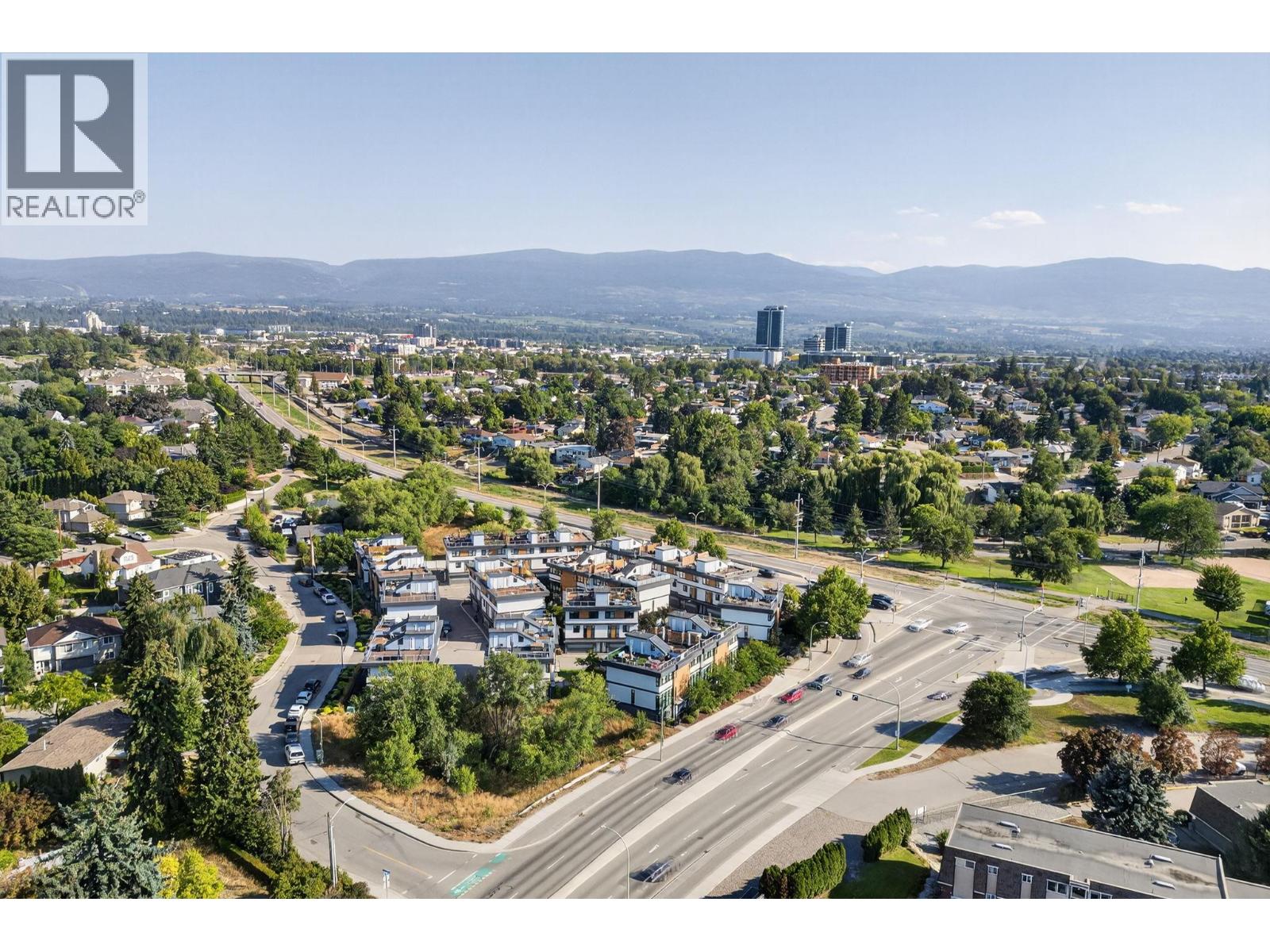 1515 Highland Drive, Kelowna - Exteriors - Drone/Aerial View, Full Complex View - Photo 5