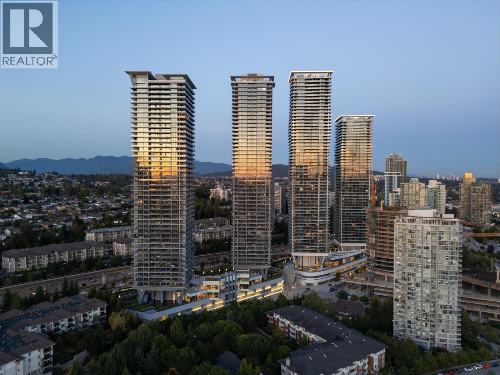 3808 4720 LOUGHEED HIGHWAY, Burnaby