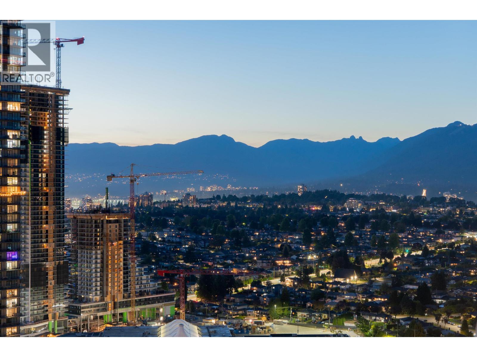 3808 4720 LOUGHEED HIGHWAY, Burnaby