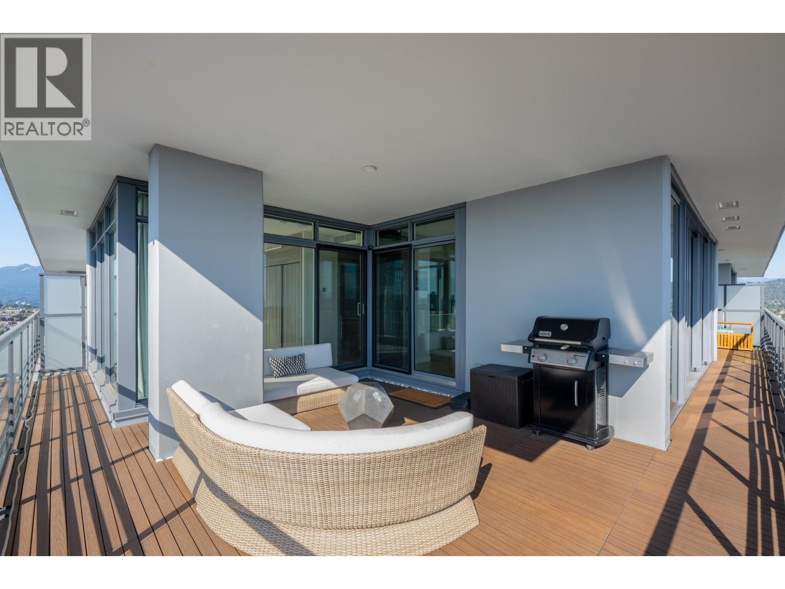 3808 4720 LOUGHEED HIGHWAY, Burnaby