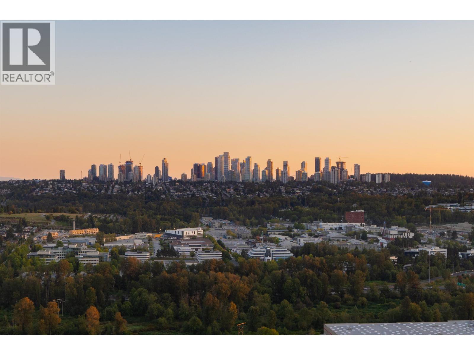 3808 4720 LOUGHEED HIGHWAY, Burnaby