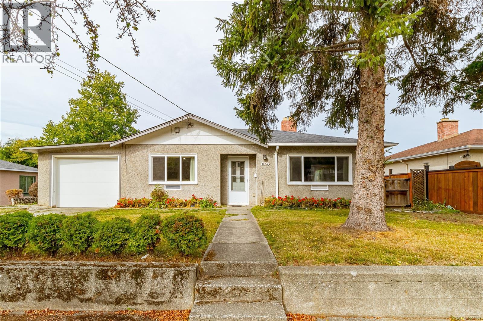  1124 Colville Road, Esquimalt