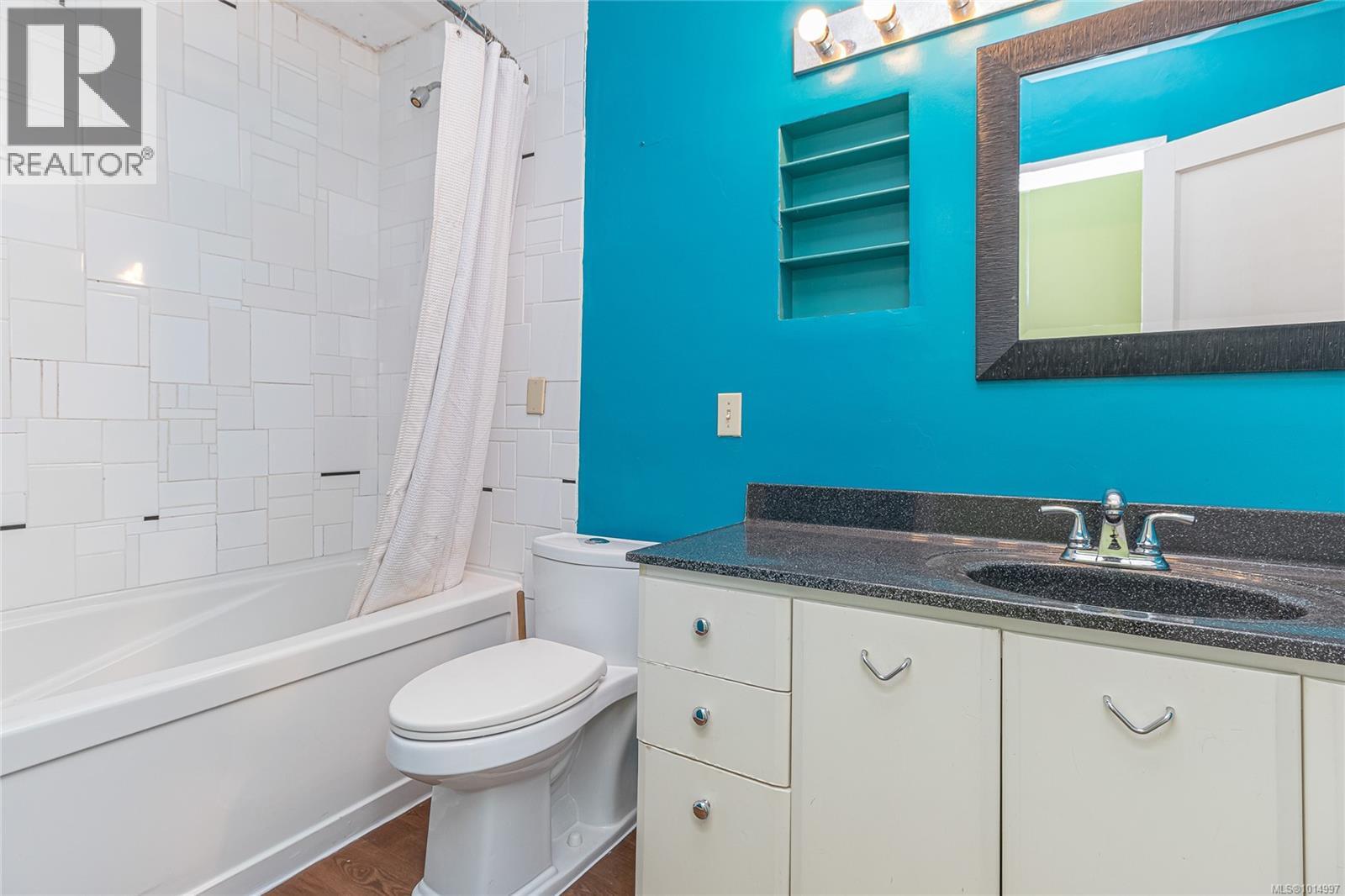  1124 Colville Road, Esquimalt