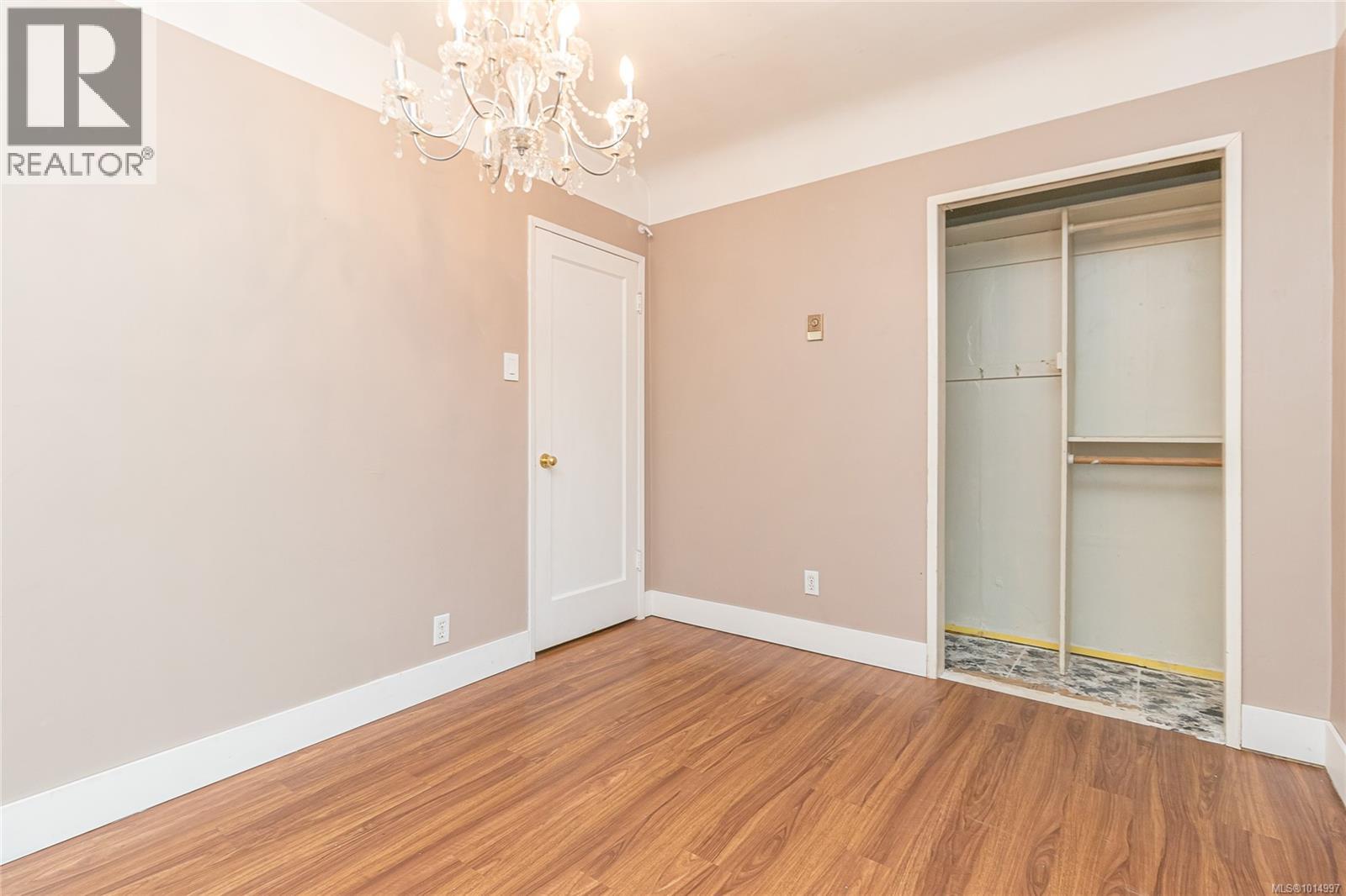  1124 Colville Road, Esquimalt