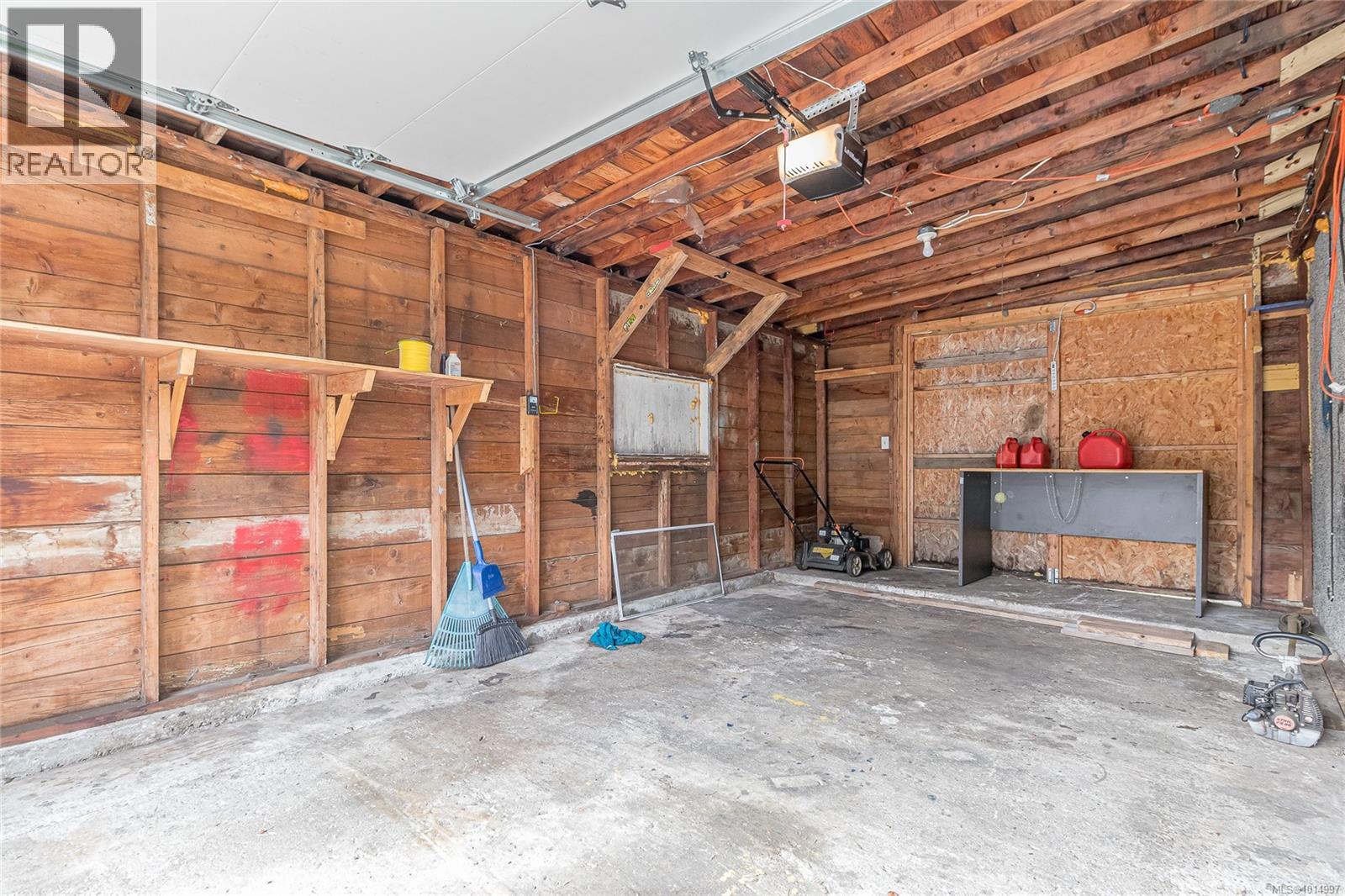  1124 Colville Road, Esquimalt