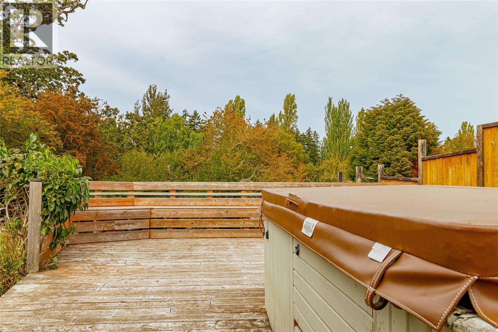  1124 Colville Road, Esquimalt