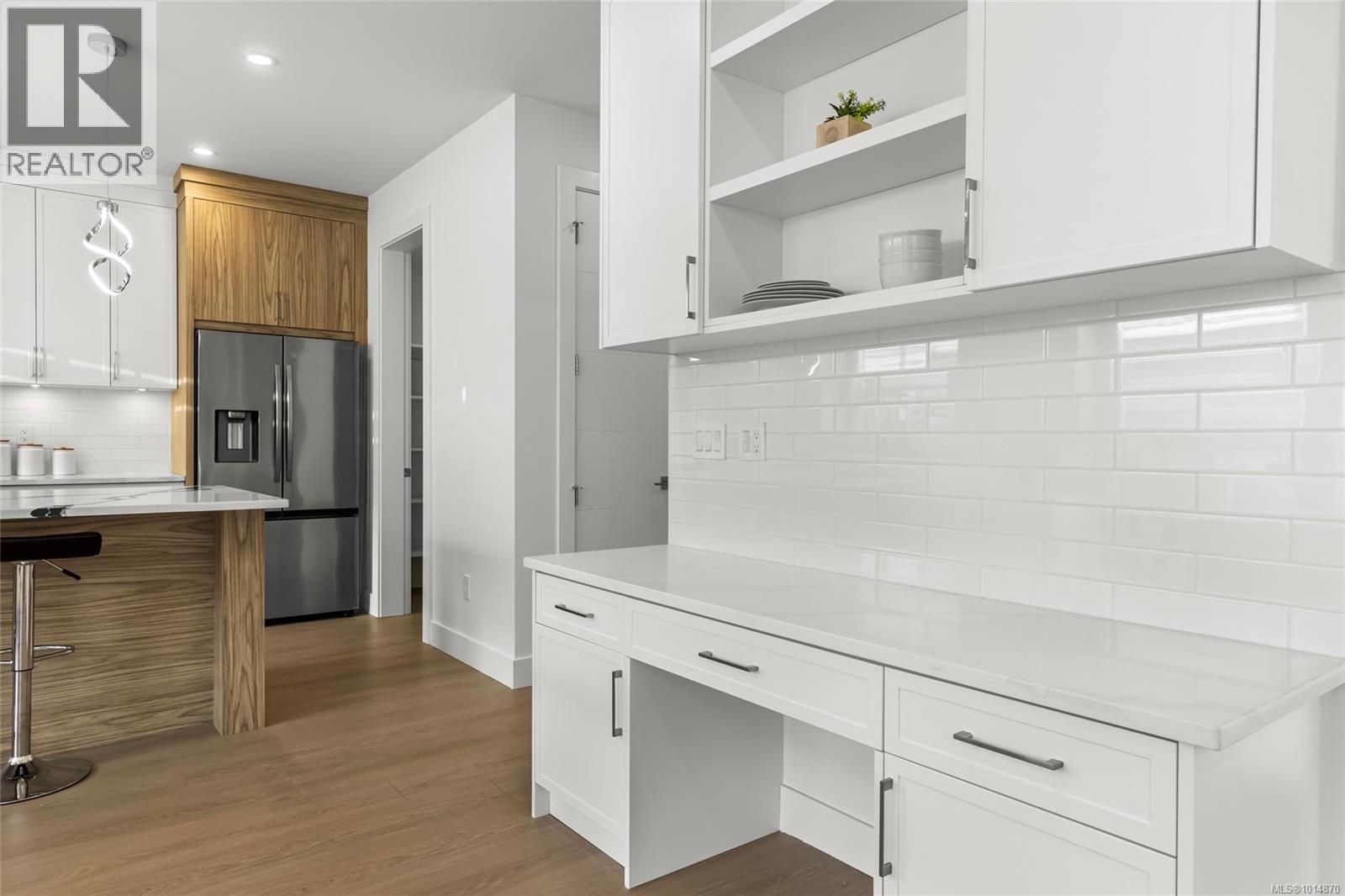 2350 Swallow Pl, Langford