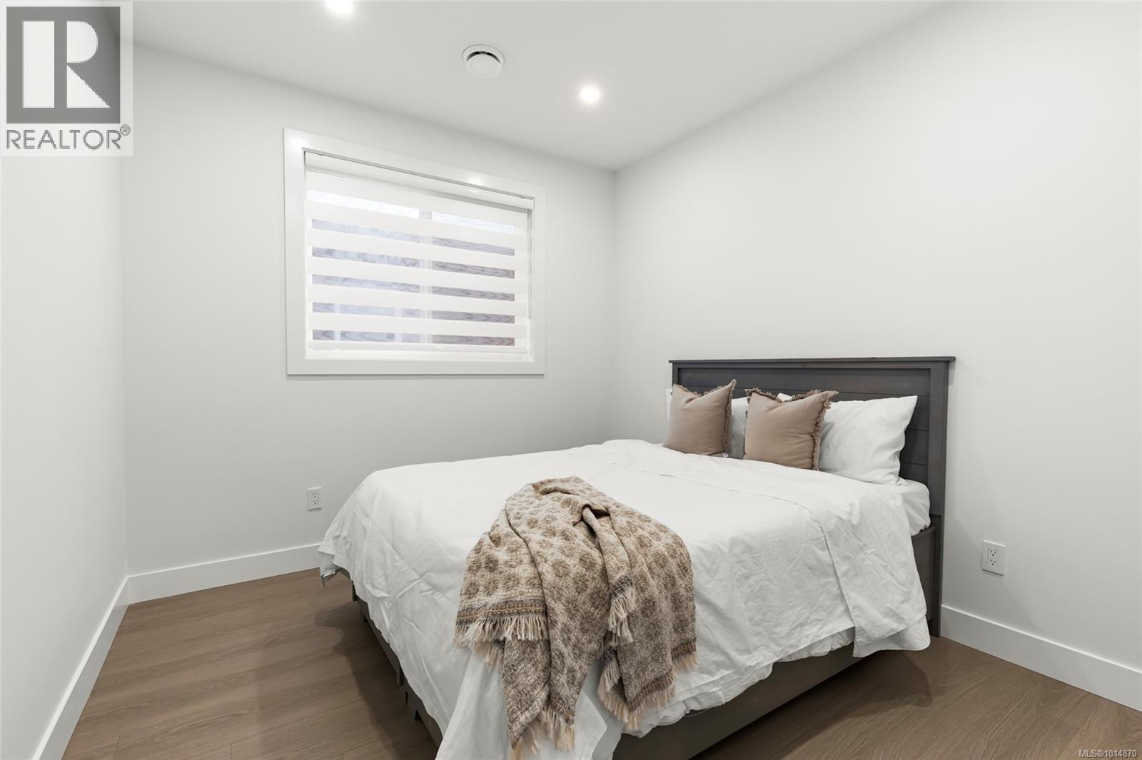 2350 Swallow Pl, Langford