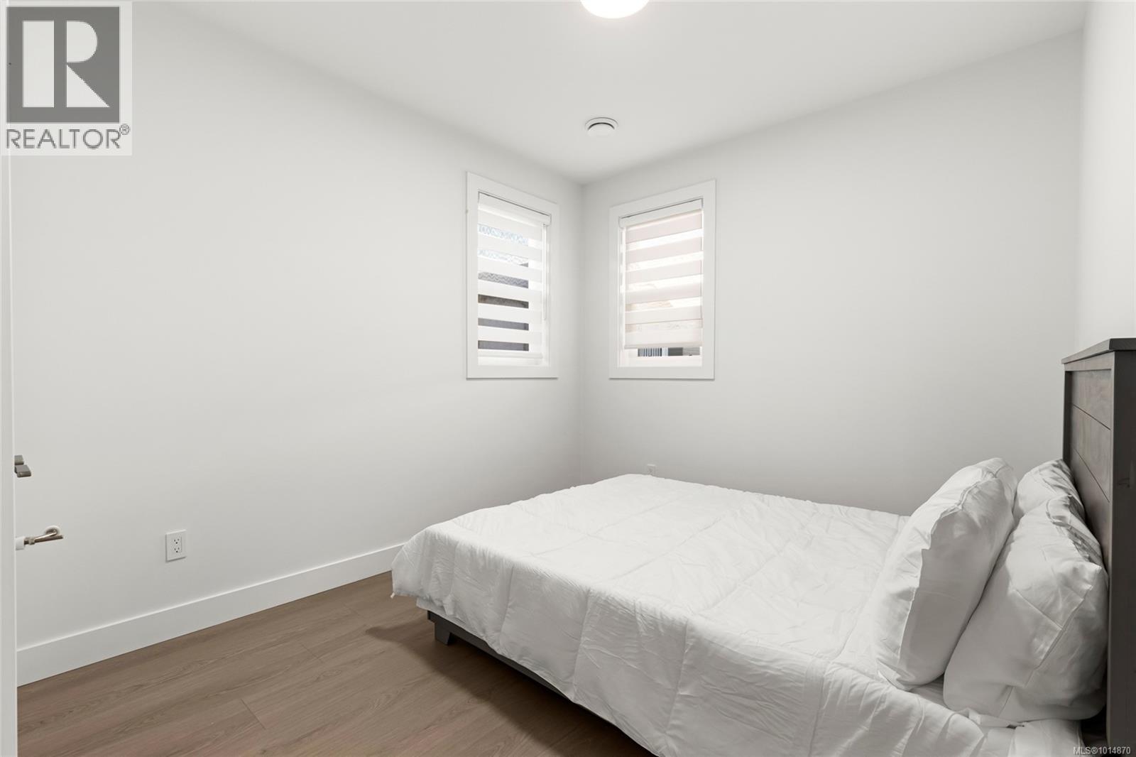 2350 Swallow Pl, Langford