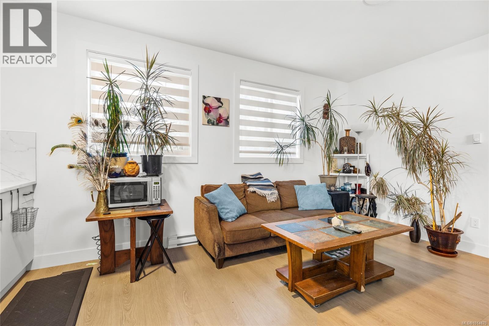 2350 Swallow Pl, Langford