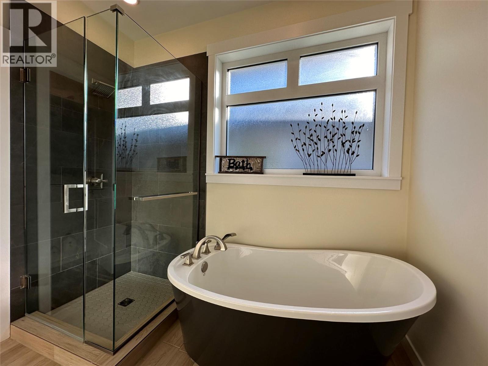 1881 FOXWOOD Trail, Windermere