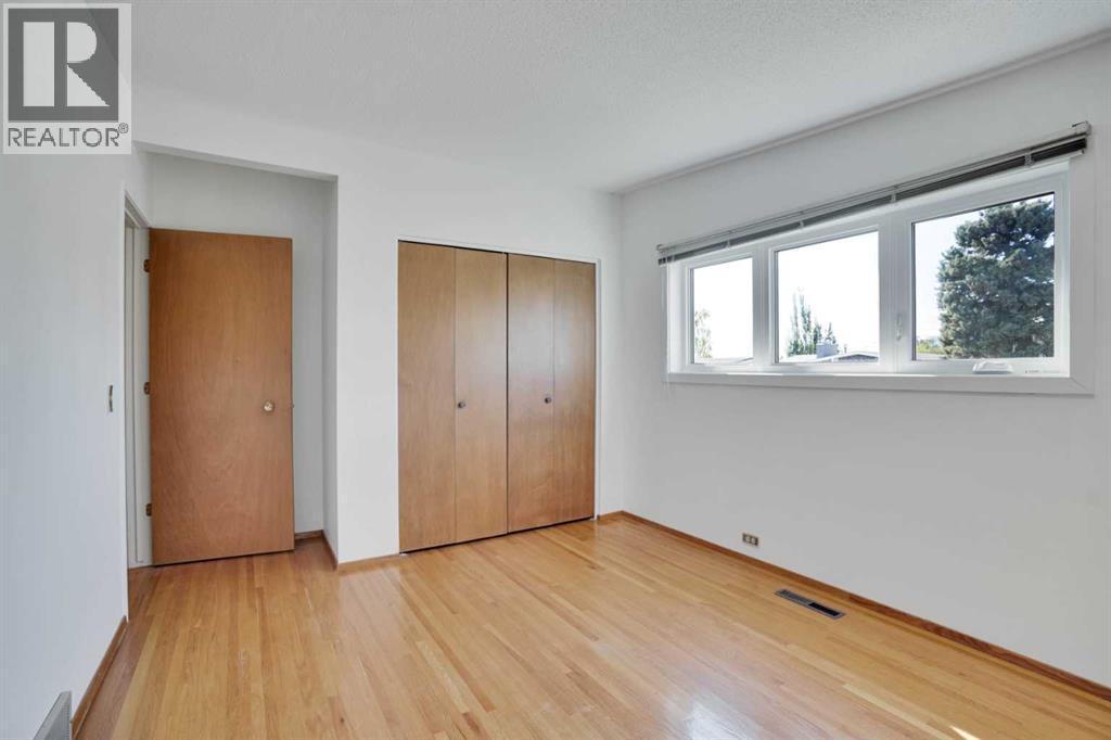 Single Family House Bungalow for Sale in  Mayland Drive NE Mayland Heights Calgary 
