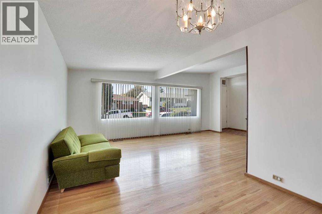 Single Family House Bungalow for Sale in  Mayland Drive NE Mayland Heights Calgary 