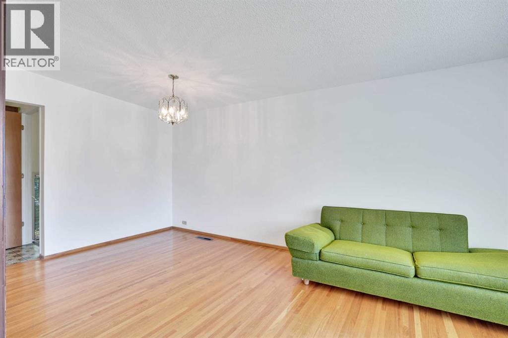 Single Family House Bungalow for Sale in  Mayland Drive NE Mayland Heights Calgary 