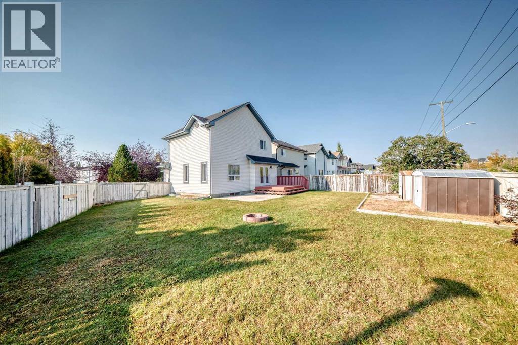 Single Family House for Sale in  Bridlewood Circle SW Bridlewood Calgary 