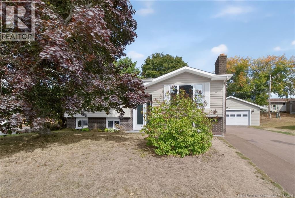 598 Guy - Photo 3 of 47, Dieppe, New Brunswick