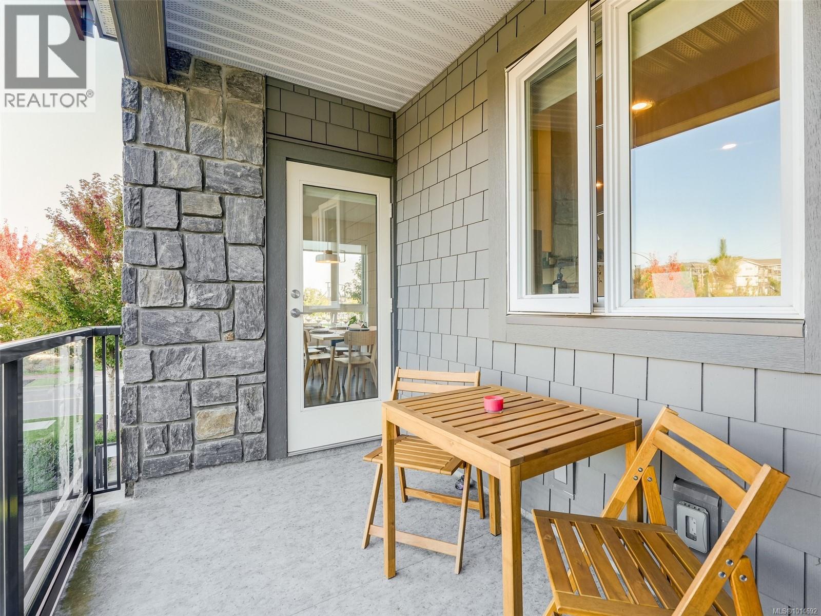 218 960 Reunion Avenue, Langford