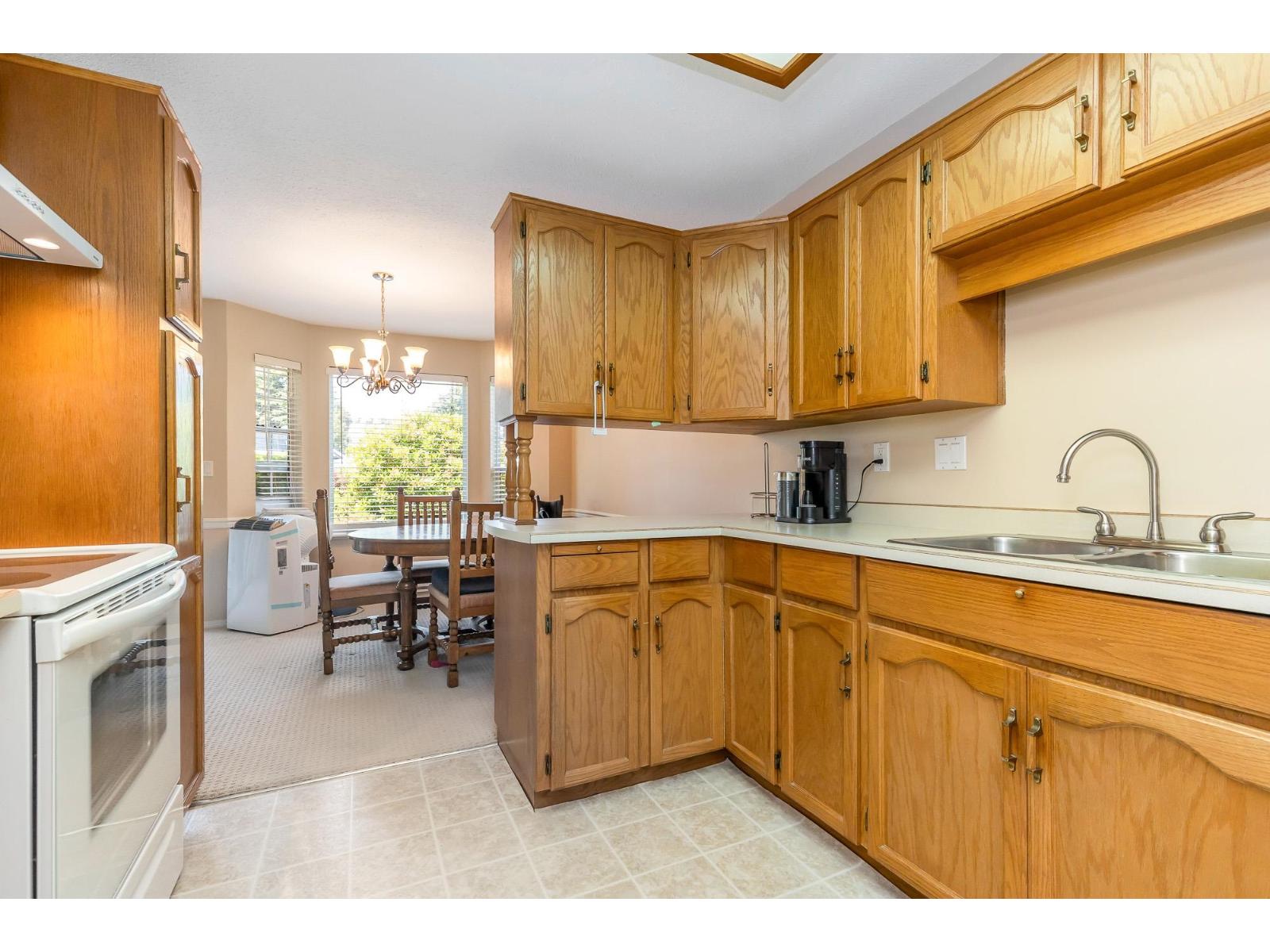 13 33123 GEORGE FERGUSON WAY, Abbotsford