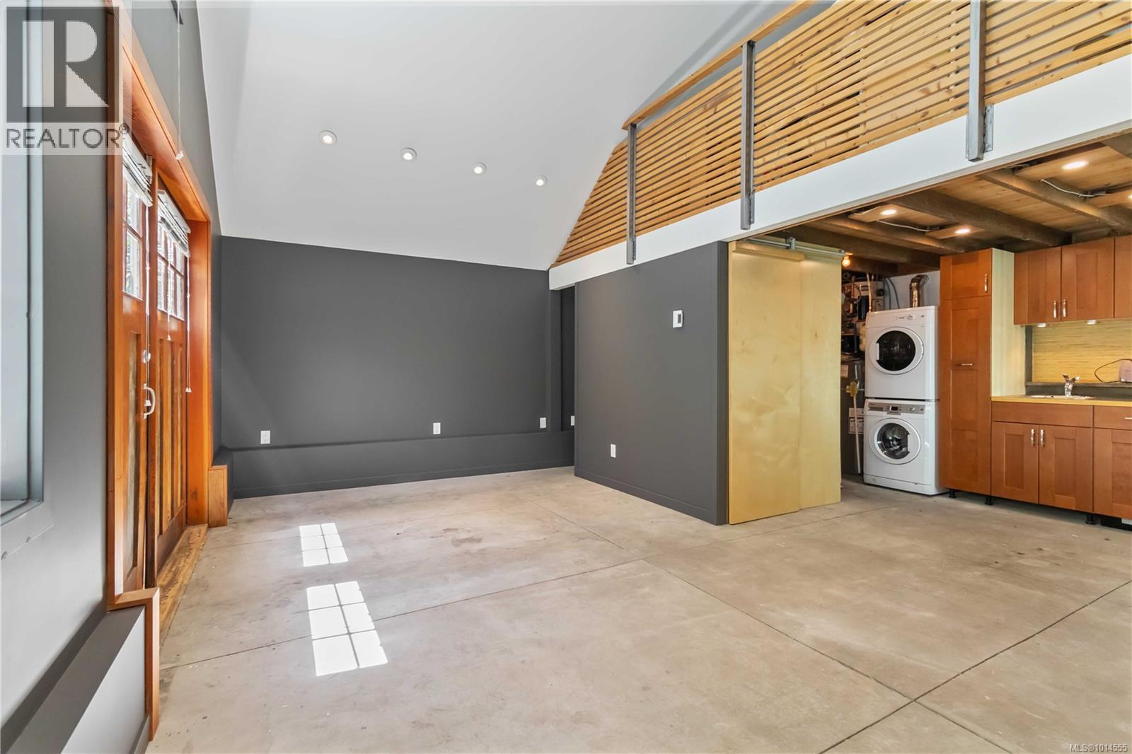  1334 Pembroke Street, Victoria