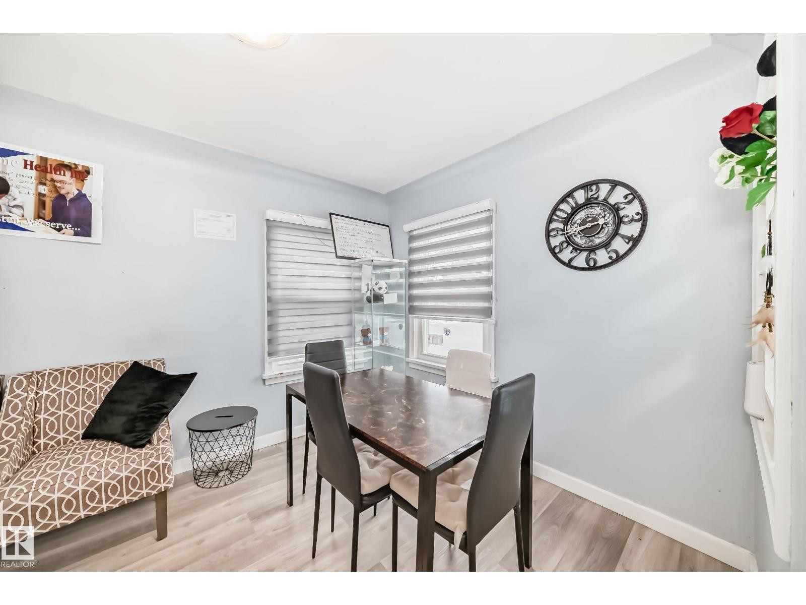 11951 77 ST NW NW, Edmonton