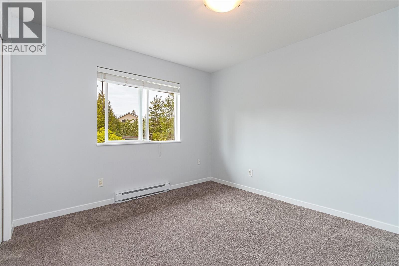 6000 Rockridge Rd, Duncan