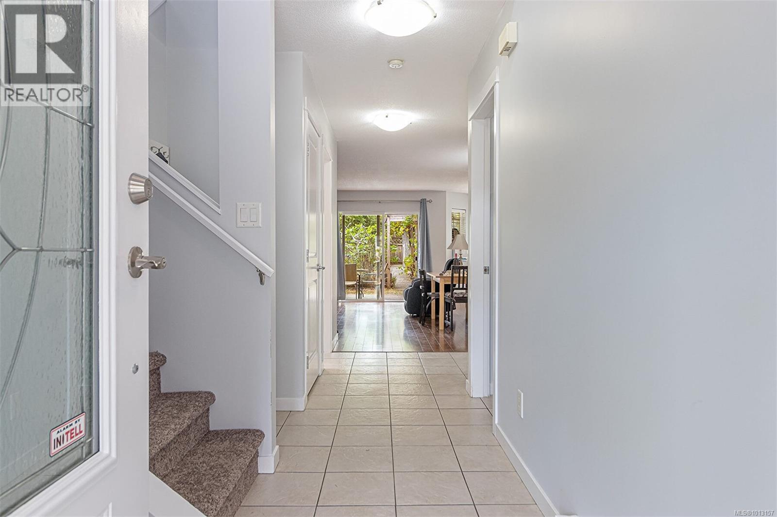 6000 Rockridge Rd, Duncan