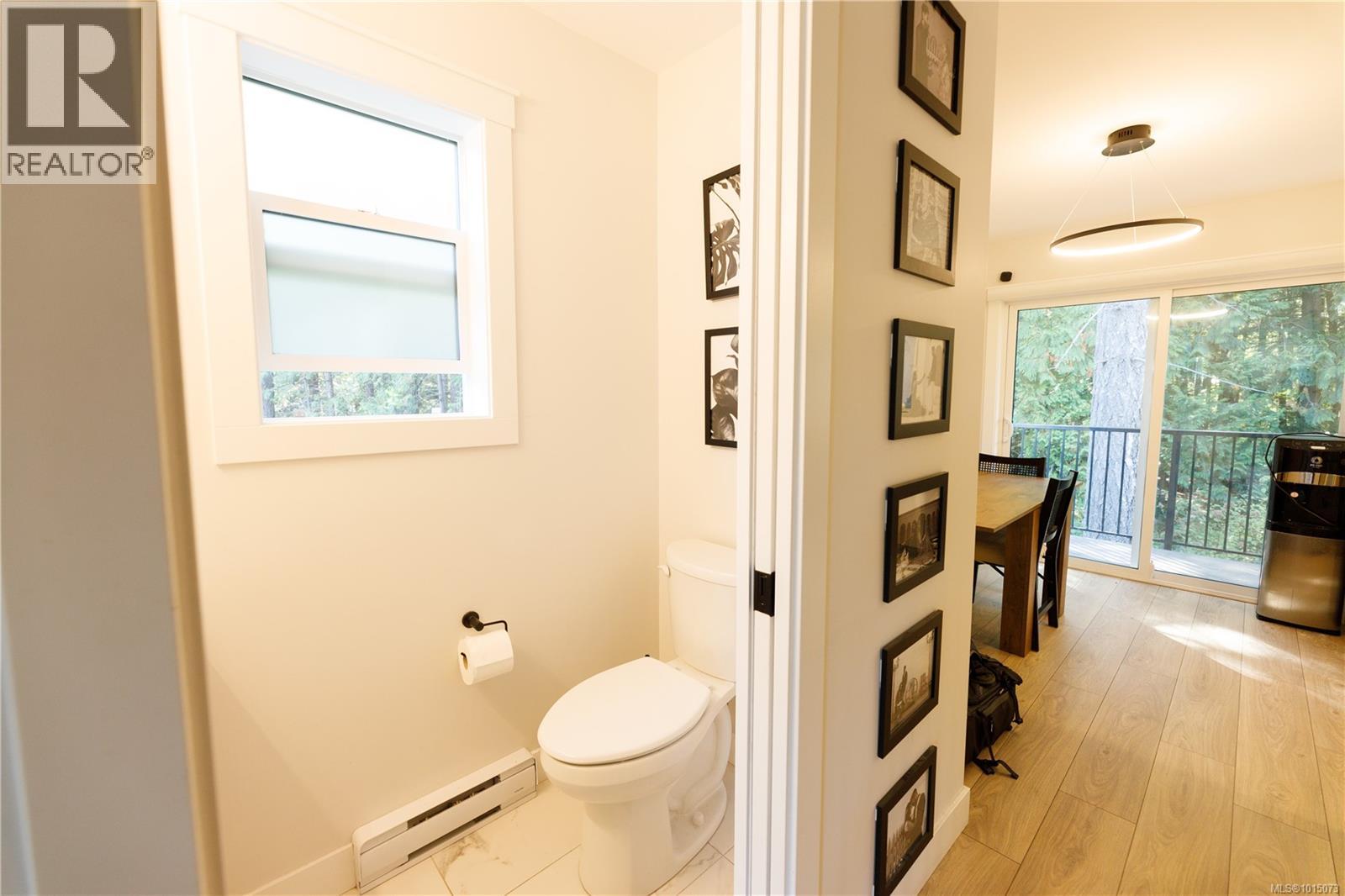 102 600 Ninth St, Nanaimo