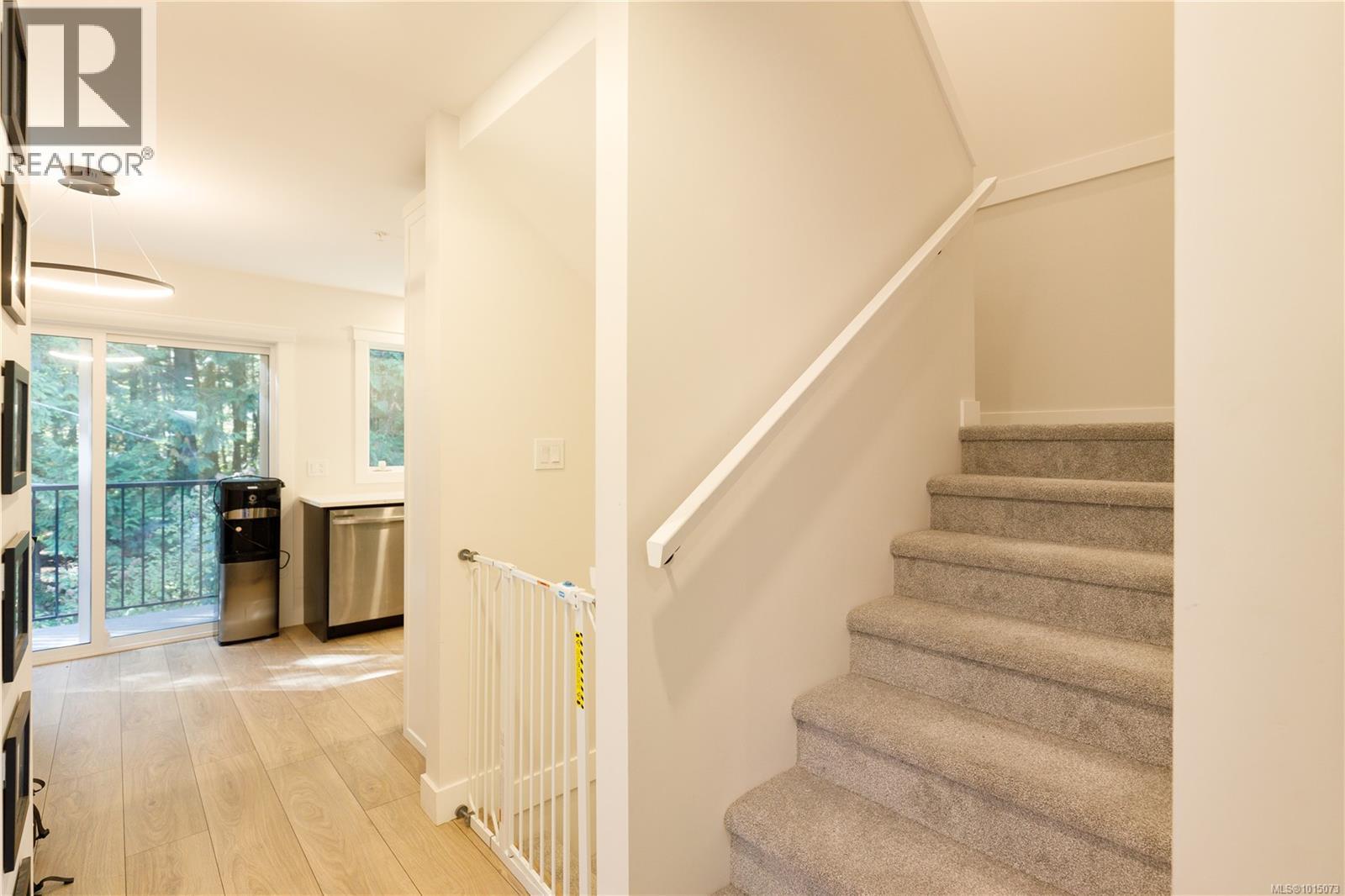 102 600 Ninth St, Nanaimo