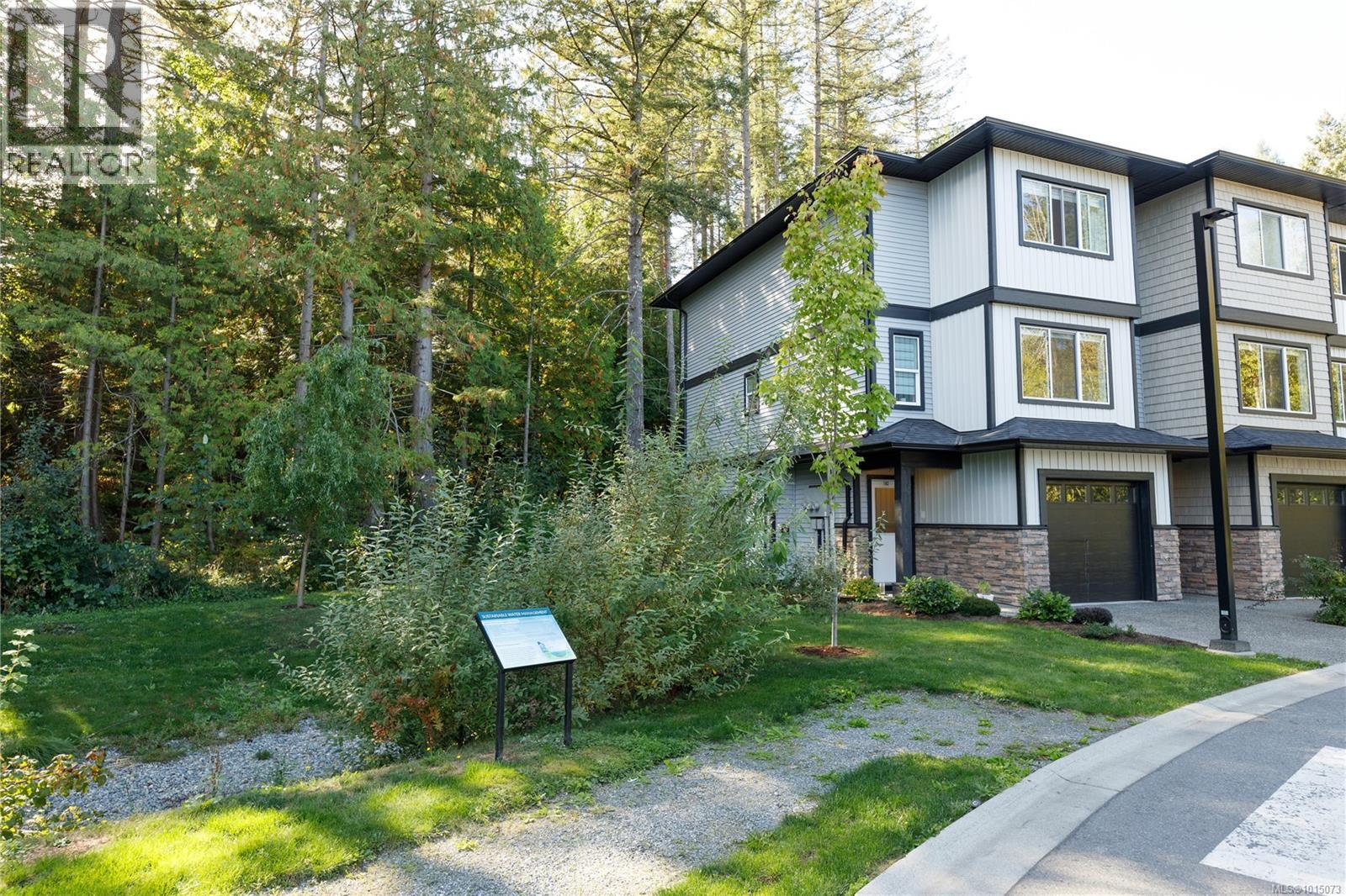 102 600 Ninth St, Nanaimo