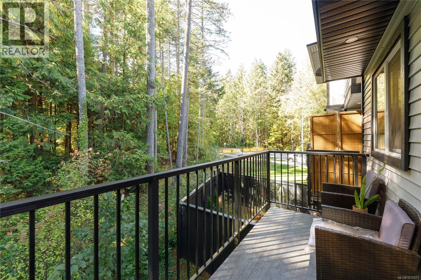 102 600 Ninth St, Nanaimo
