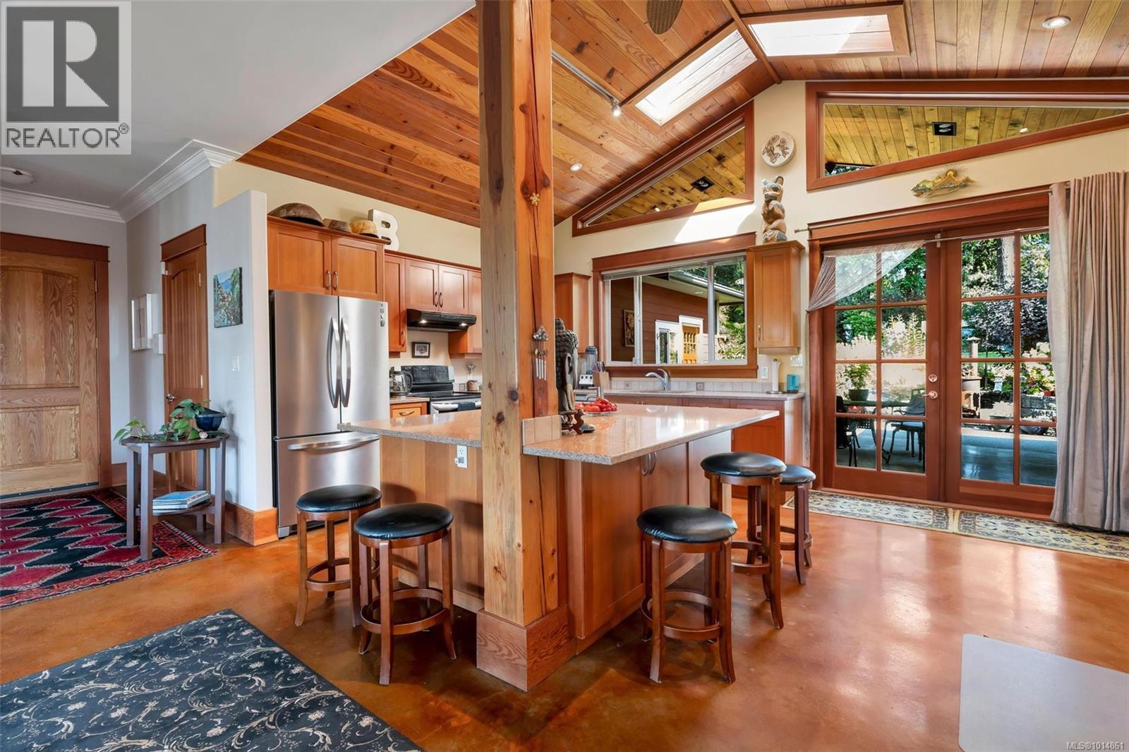 1870 Munsie Rd, Shawnigan Lake