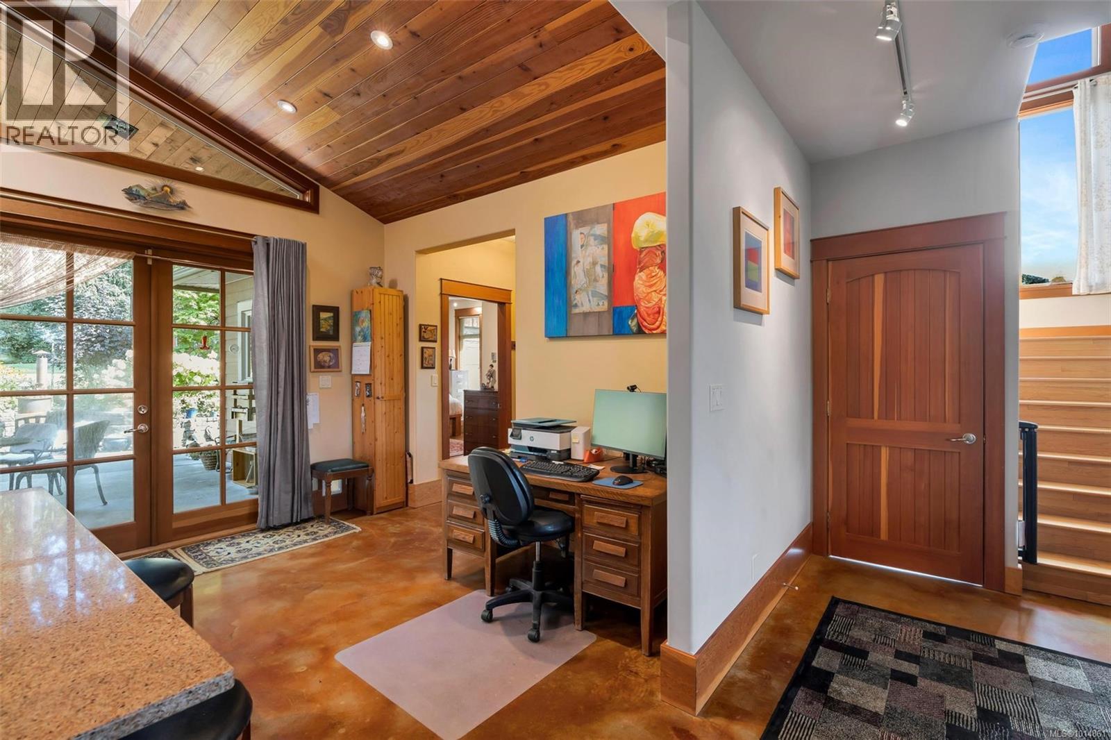1870 Munsie Rd, Shawnigan Lake