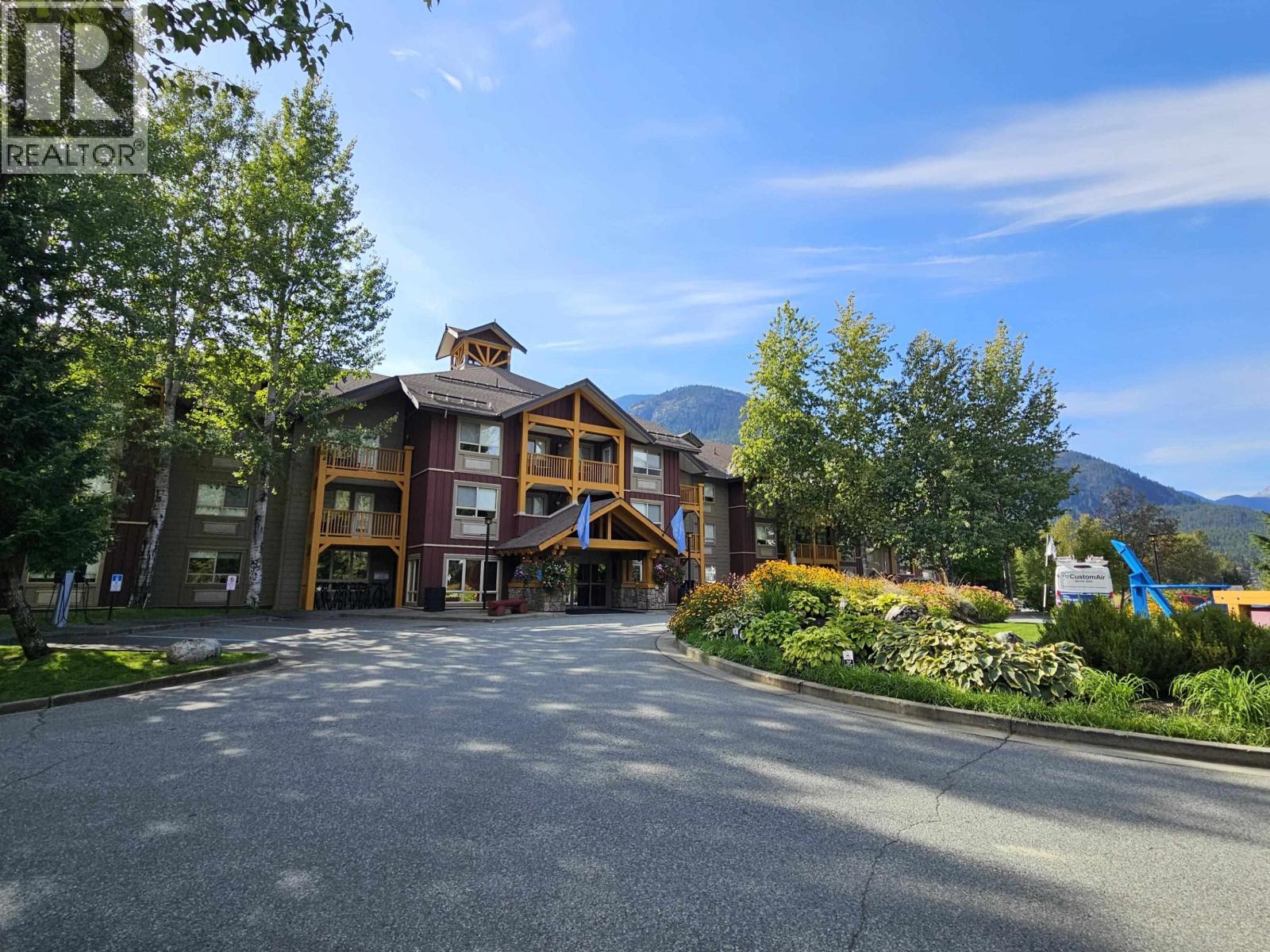 105 1490 HIGHWAY 99, Pemberton