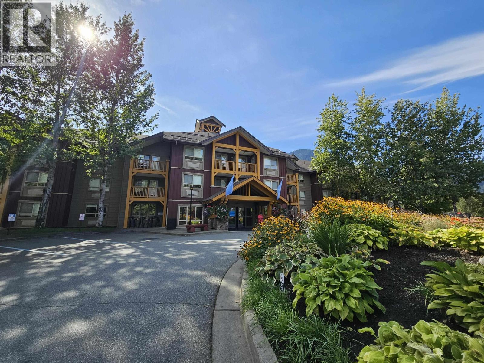 105 1490 HIGHWAY 99, Pemberton