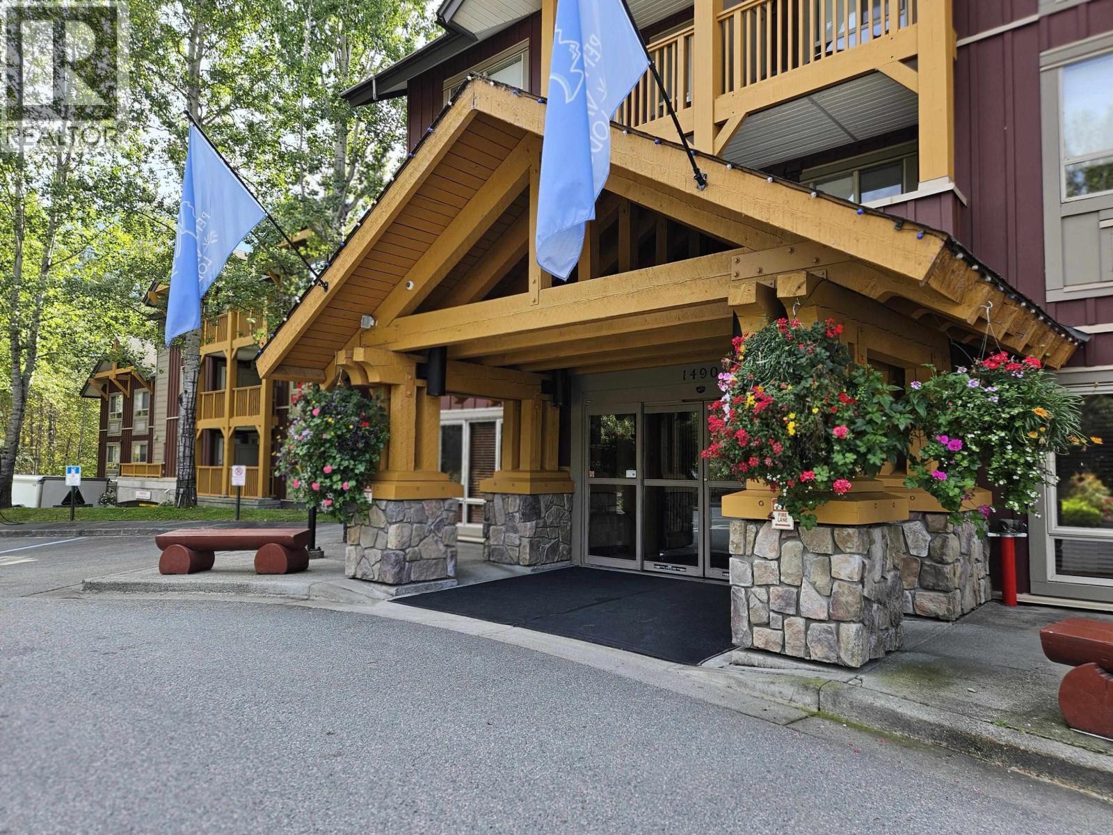105 1490 HIGHWAY 99, Pemberton